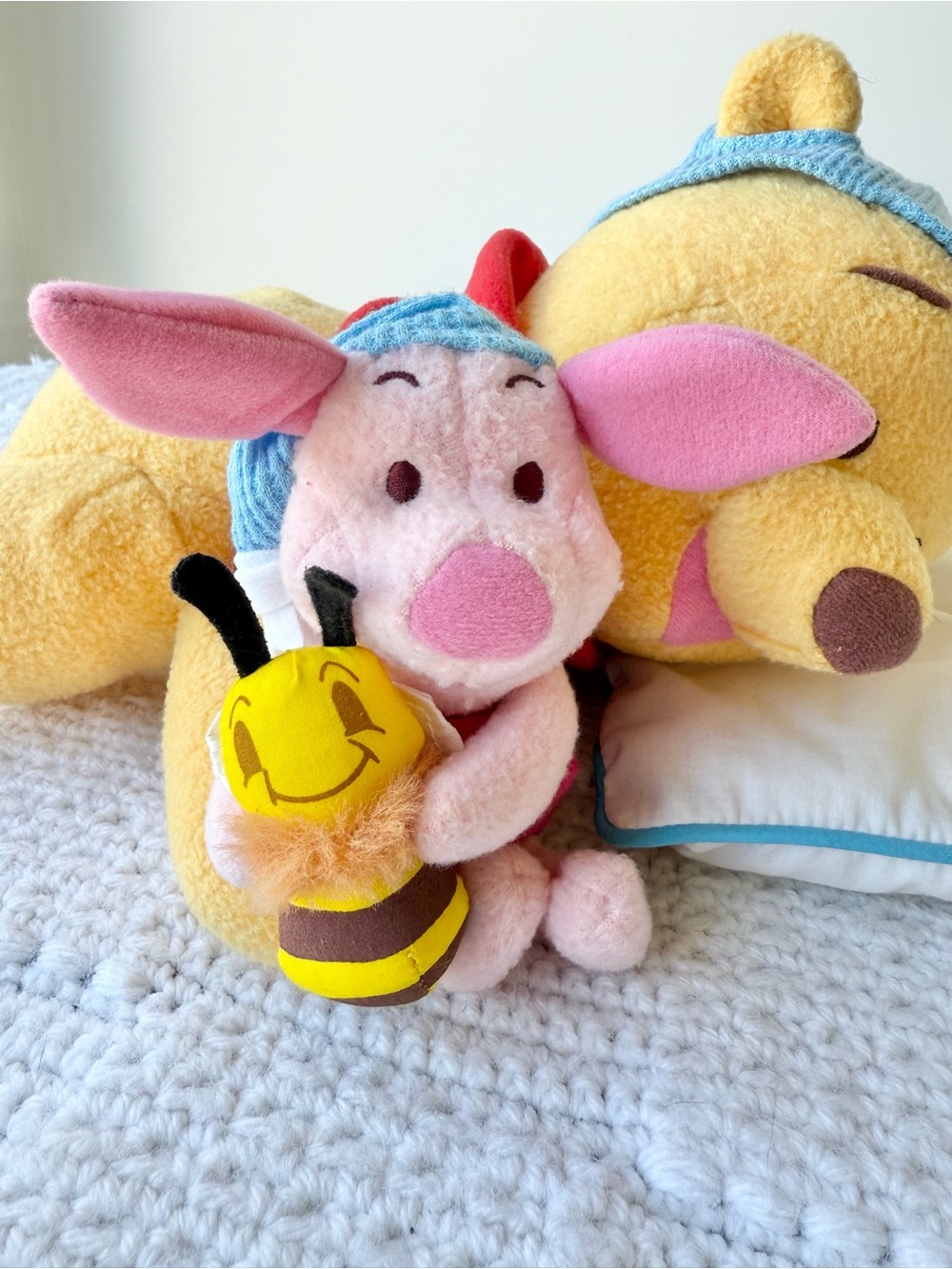Vintage Fisher-Price Disney Winnie the Pooh "Sing Me to Sleep" Soother plush - Picture 4 of 12